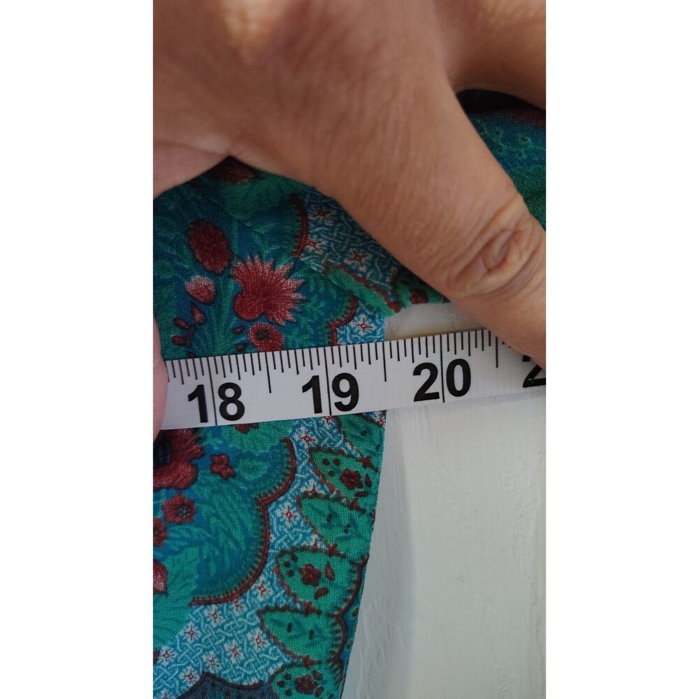 Chealsea & Violet Small Split Sleeve Tunic Green … - image 5